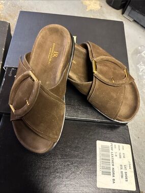 Banana Republic comfort footbed sandal brown suede size 6